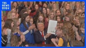 女性スポーツからトランスジェンダーを排除　米トランプ大統領が大統領令に署名｜TBS NEWS DIG