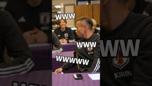 久保選手はなんて書いたか予想してね!#サッカー日本代表 #スポーツ #長友佑都 #久保建英